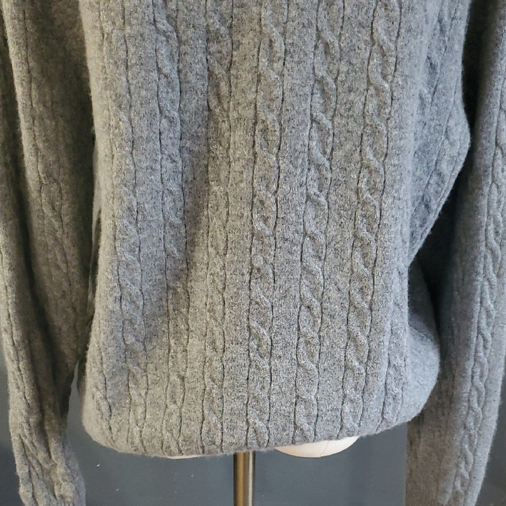 Brooks Brothers Lambwool Gray Cable Knit Crewneck Sweater - Picture 7 of 13